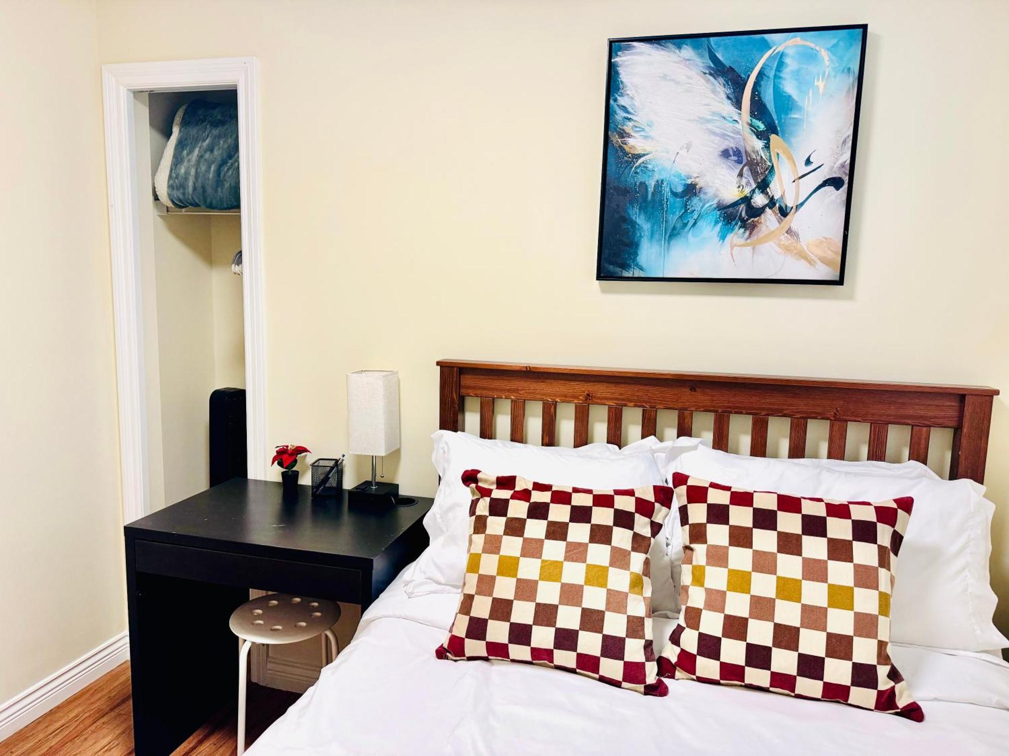 Cozy 2 Beds Spacious Rooms,Close To Transit Vancouver Buitenkant foto